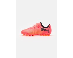 PUMA SCARPE FUTURE 7 PLAY...